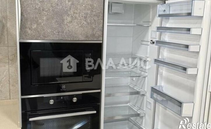 4-комн квартира улица Моисеева, 10,  д. 10