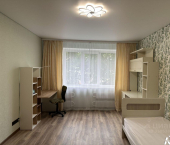 комната 80 кв м улица 9 Января, 262/3
