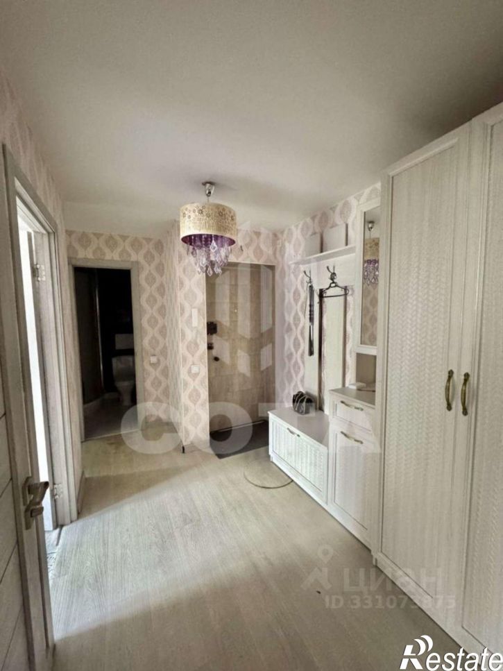 2-комн квартира улица Защитников Родины, 22,  д. 22