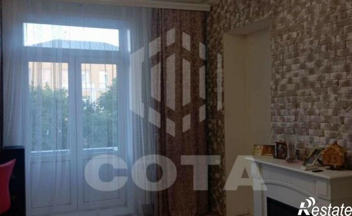 3-комн квартира ул Героев Стратосферы, 3,  д. 3
