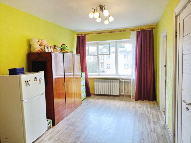 4-комн квартира Труда проспект, 31