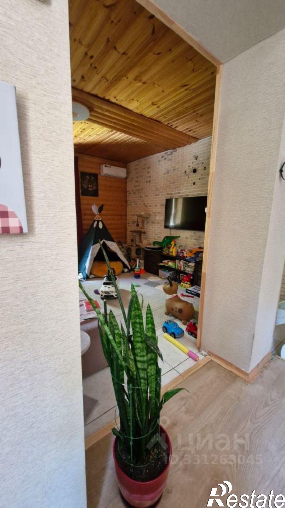 Купить дачу, дом, коттедж за 15 000 000 рублей на ул Дубовая, 83