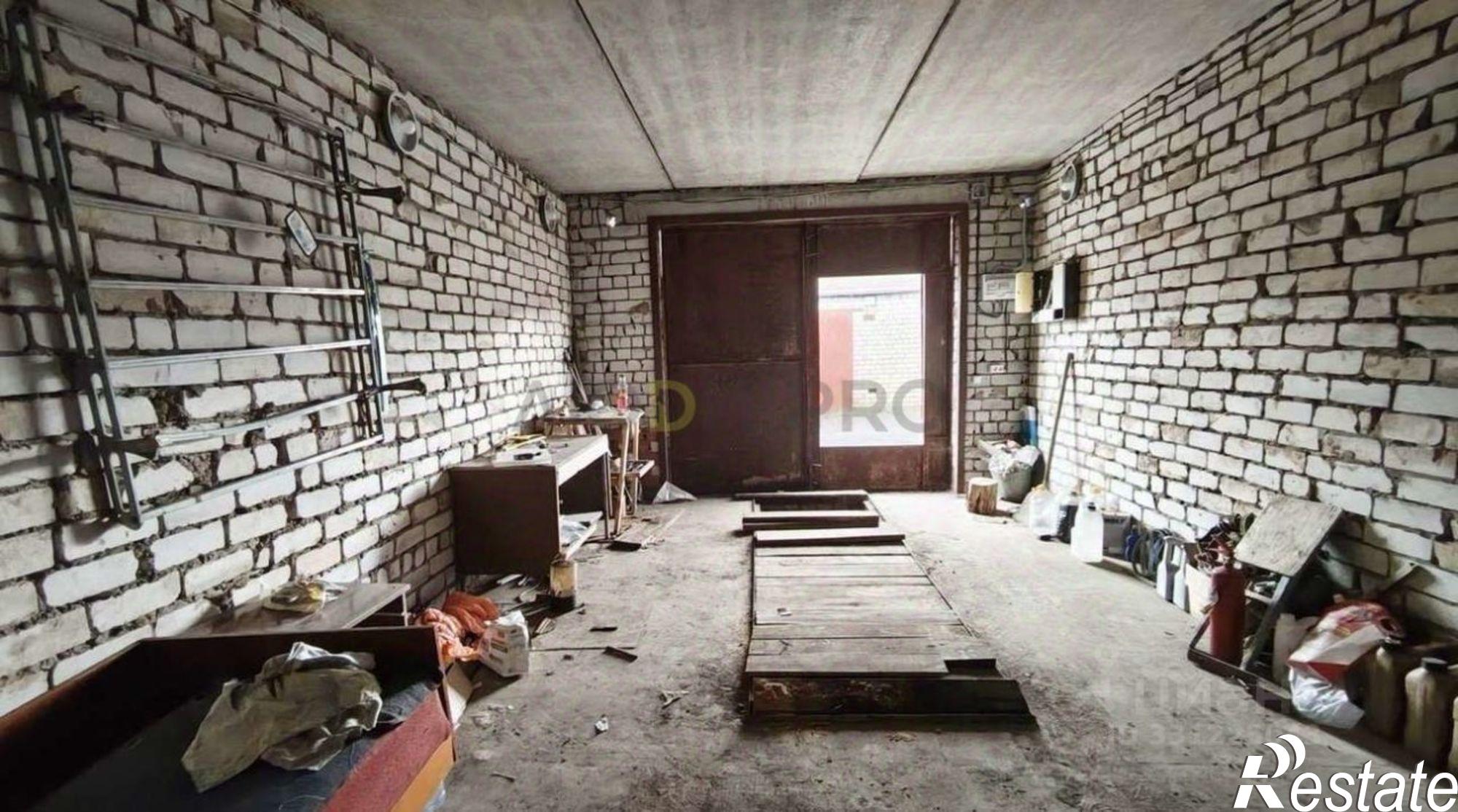 Купить гараж, место в паркинге за 1 026 320 рублей на ул Антонова-Овсеенко, 36Д