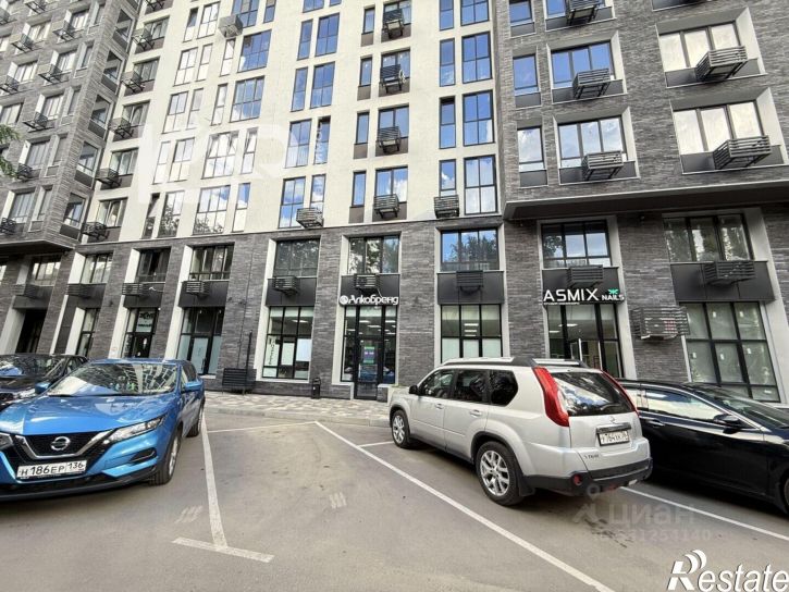 3-комн квартира улица Лётчика Колесниченко, 67,  д. 67