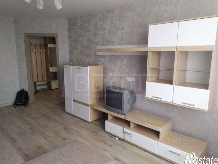 1-комн квартира улица Суворова, 122Б,  д. 122Б