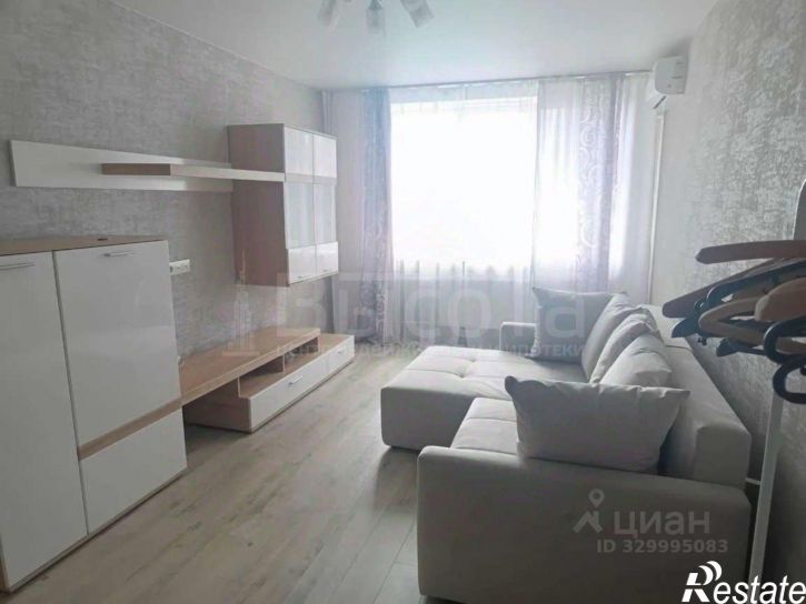 1-комн квартира улица Суворова, 122Б,  д. 122Б
