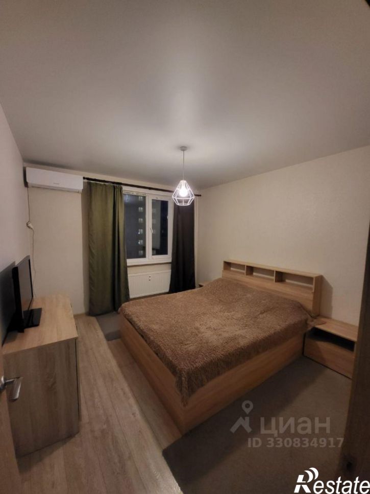 2-комн квартира улица Адмирала Чурсина, 8,  д. 8
