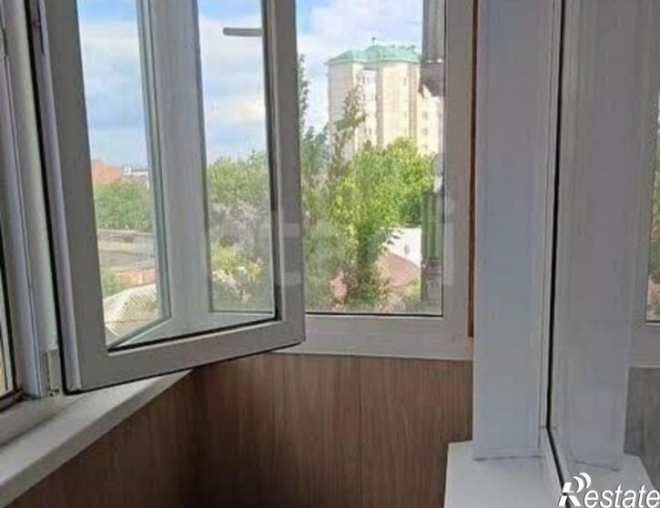 1-комн квартира улица Ушинского, 4,  д. 4