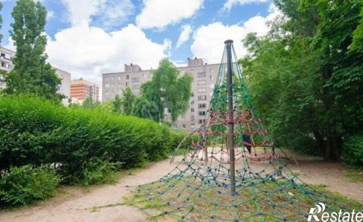 2-комн квартира улица Хользунова, 31,  д. 31
