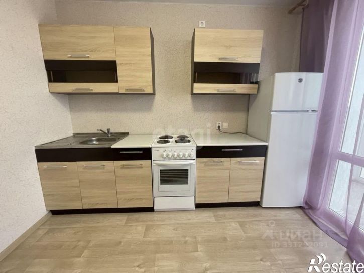 1-комн квартира ул 45 стрелковой дивизии, 251 1,  д. 251 1,  к. 1