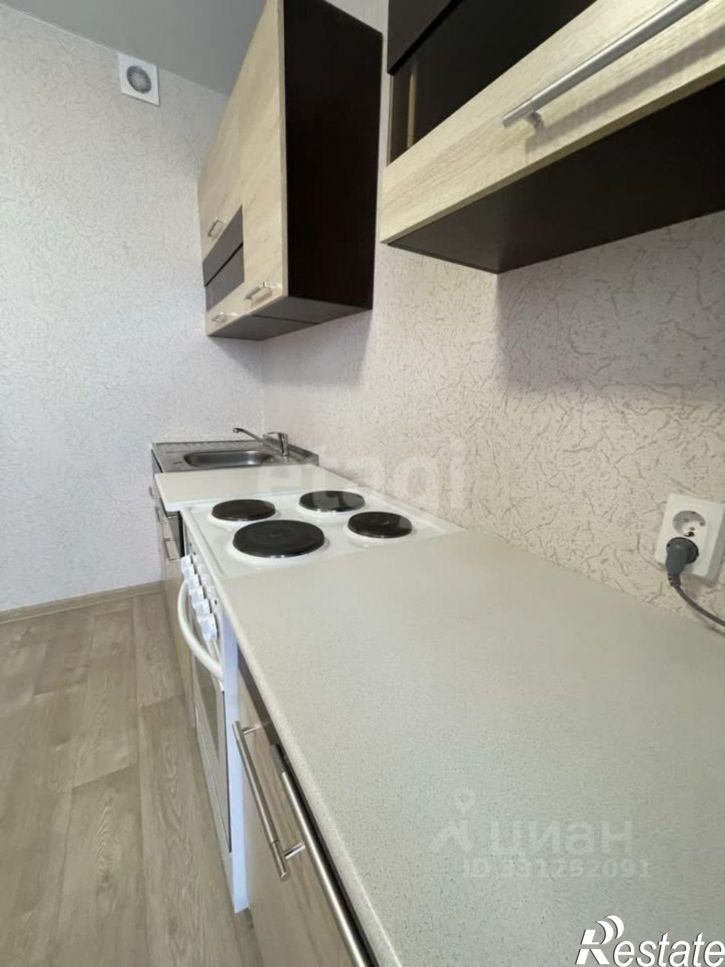 1-комн квартира ул 45 стрелковой дивизии, 251 1,  д. 251 1,  к. 1