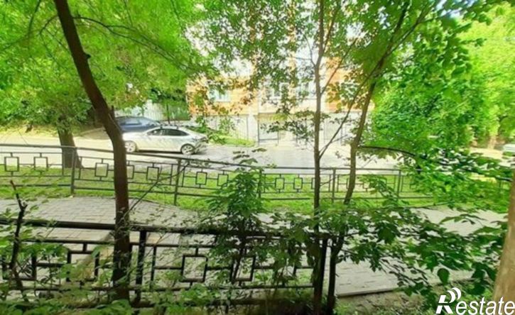 3-комн квартира улица Коммунаров, 47,  д. 47