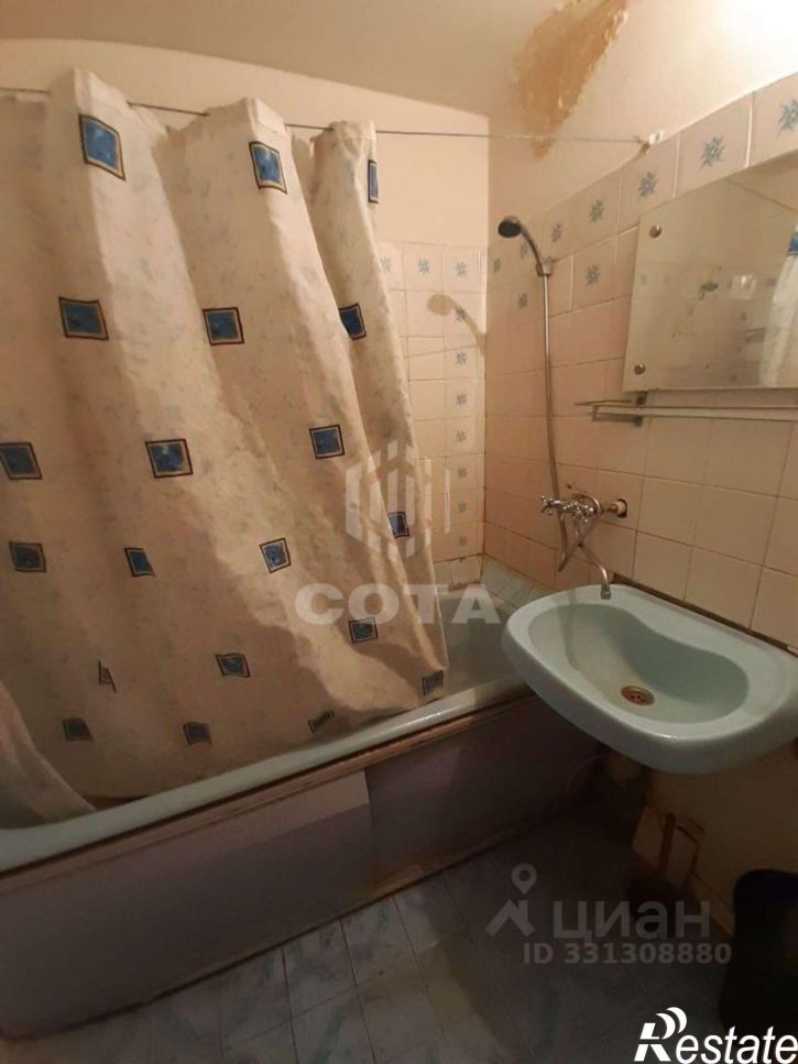 3-комн квартира улица Димитрова, 72,  д. 72