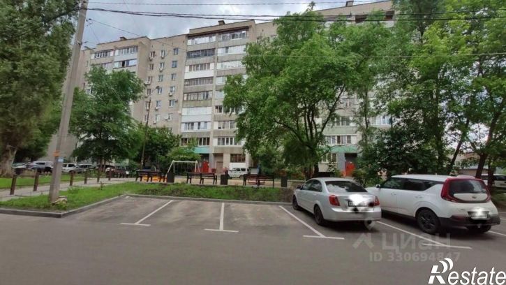 2-комн квартира ул Летчика Колесниченко, 33,  д. 33