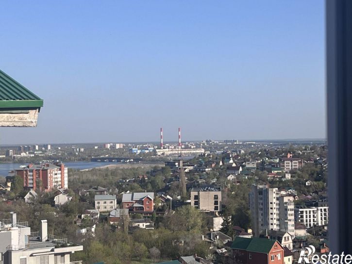 4-комн квартира улица Свободы, 10,  д. 10