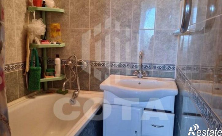 2-комн квартира улица Героев Сибиряков, 18,  д. 18