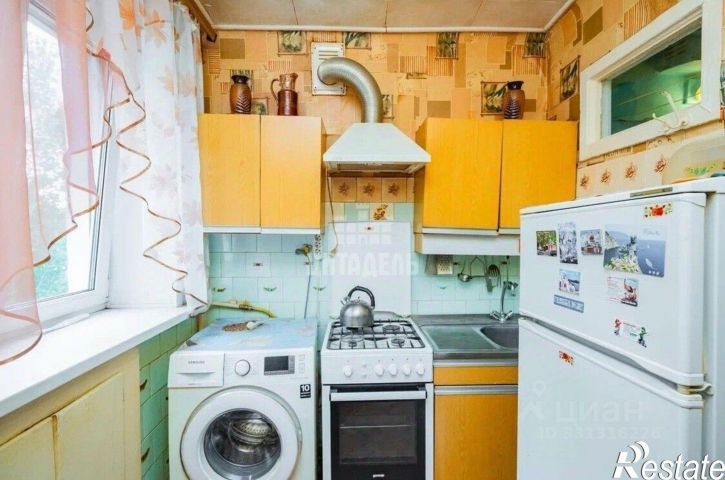 2-комн квартира ул Танеева, 8,  д. 8