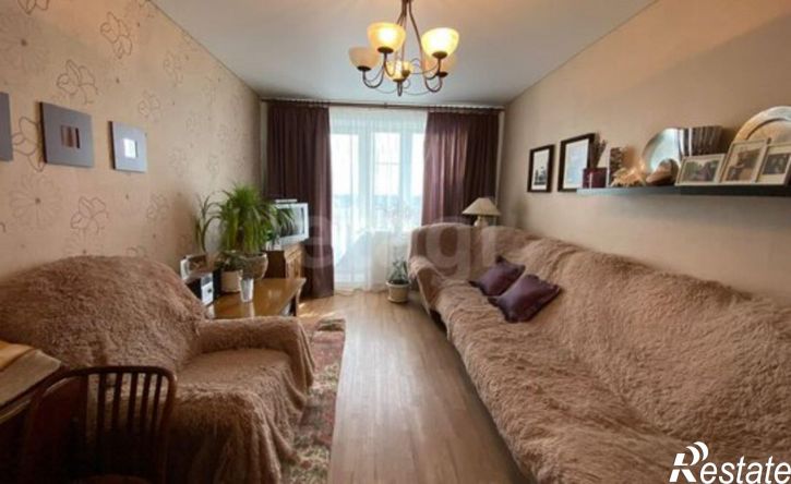 2-комн квартира улица Космонавта Комарова, 13,  д. 13