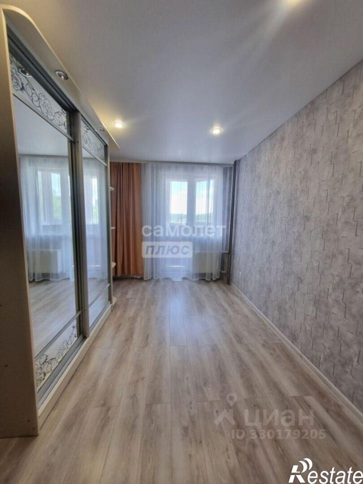 2-комн квартира улица Суворова, 122В,  д. 122В