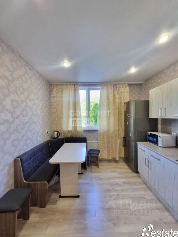 2-комн квартира улица Суворова, 122В,  д. 122В