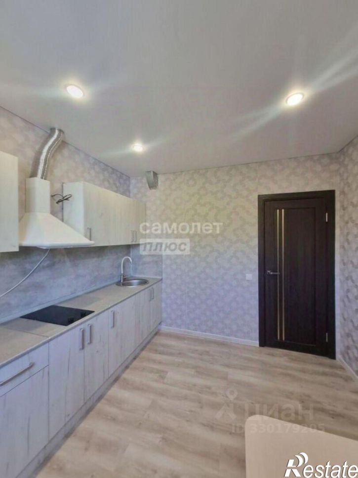 2-комн квартира улица Суворова, 122В,  д. 122В