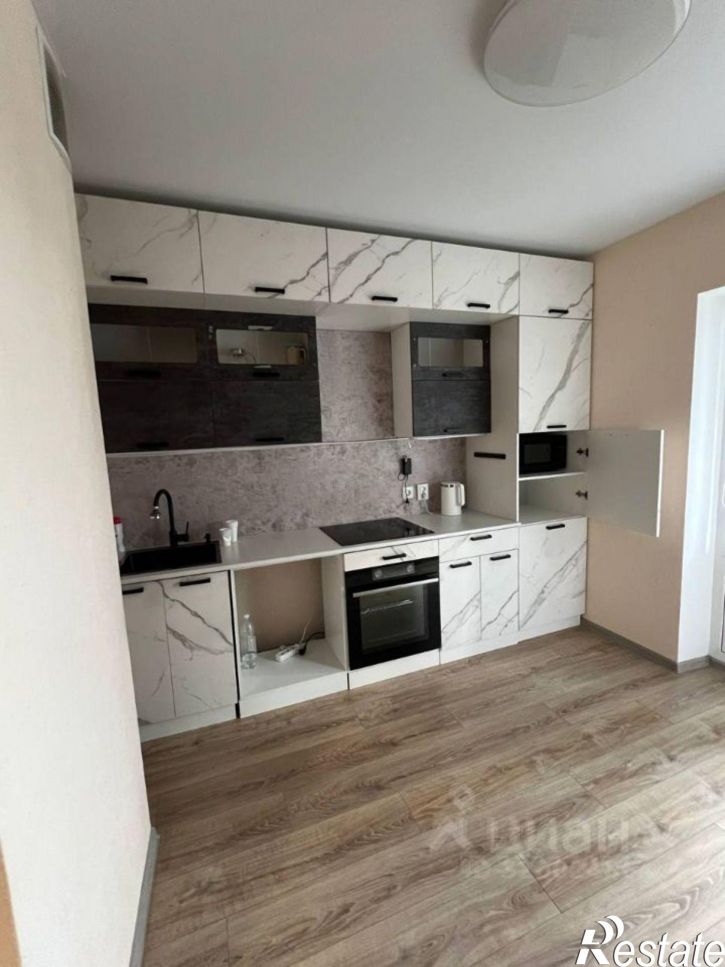 3-комн квартира ул Крымская, 3,  д. 3