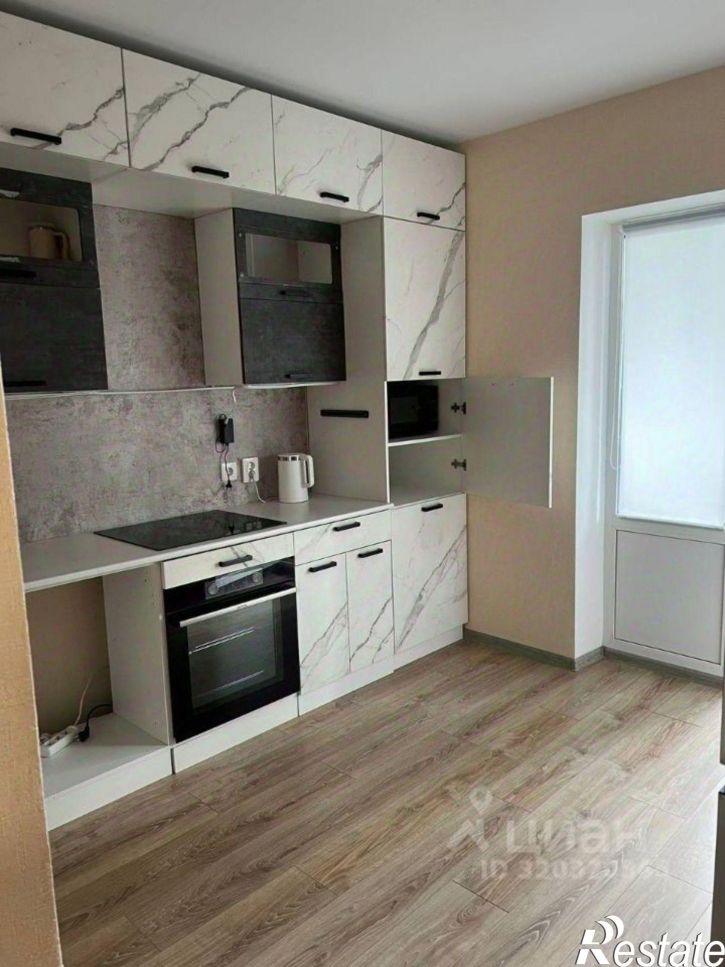 3-комн квартира ул Крымская, 3,  д. 3