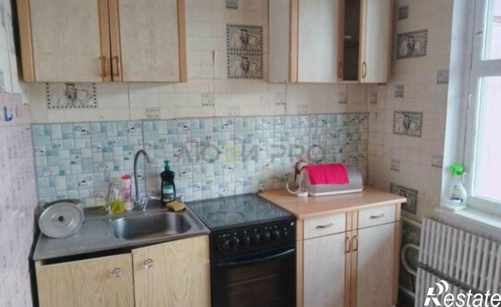 1-комн квартира ул 232 Стрелковой дивизии, 13,  д. 13