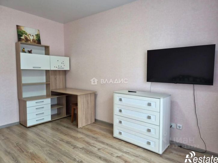 3-комн квартира ул 9 Января, 68 1,  д. 68 1,  к. 1
