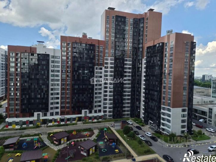 3-комн квартира ул 9 Января, 68 1,  д. 68 1,  к. 1