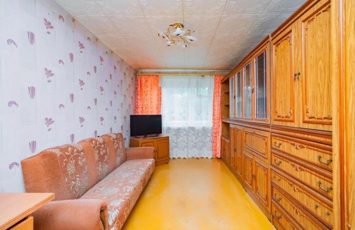 2-комн квартира Танеева ул., 8