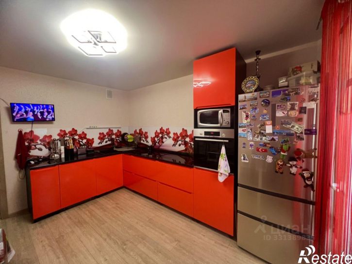 3-комн квартира ул Адмирала Чурсина, 10,  д. 10