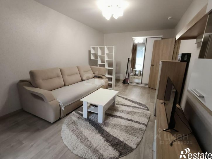 2-комн квартира ул 45 стрелковой дивизии, 251,  д. 251