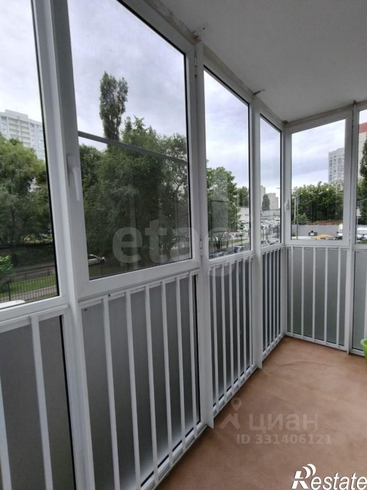 2-комн квартира ул 45 стрелковой дивизии, 251,  д. 251