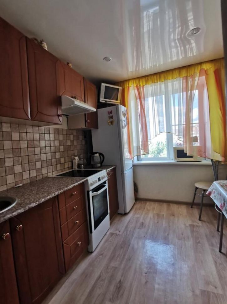 2-комн квартира Коминтерновский