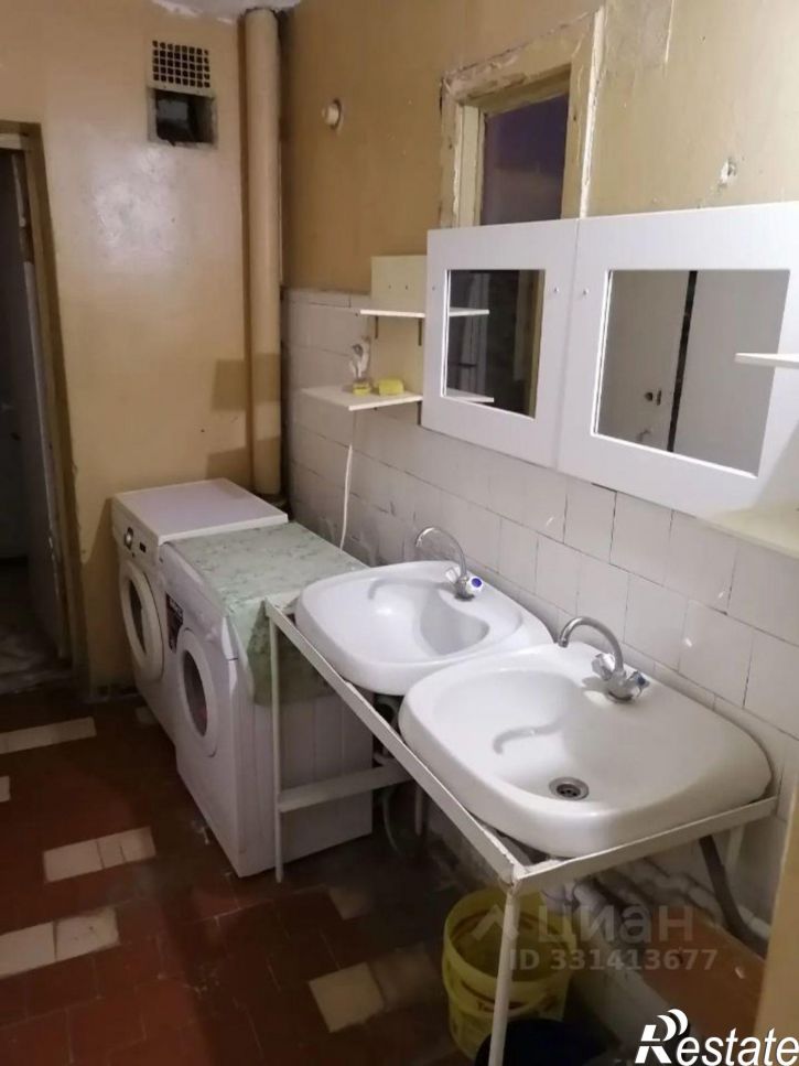 Комната улица Любы Шевцовой, 21,  д. 21