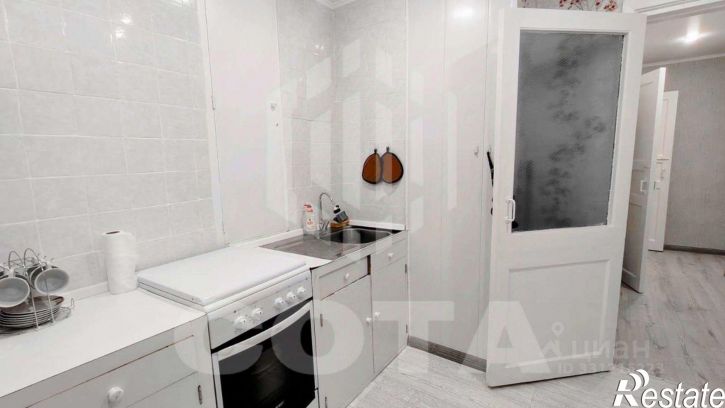 2-комн квартира улица Генерала Перхоровича, 1,  д. 1
