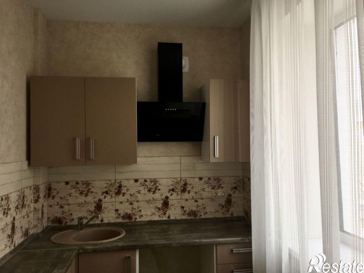 2-комн квартира пр-кт Революции, 53,  д. 53