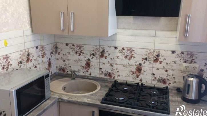 2-комн квартира пр-кт Революции, 53,  д. 53