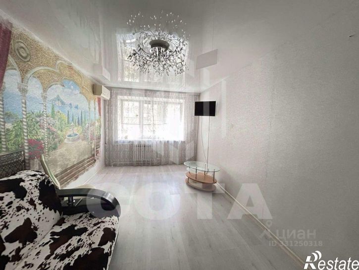 2-комн квартира ул 121 стрелковой дивизии, 54,  д. 54