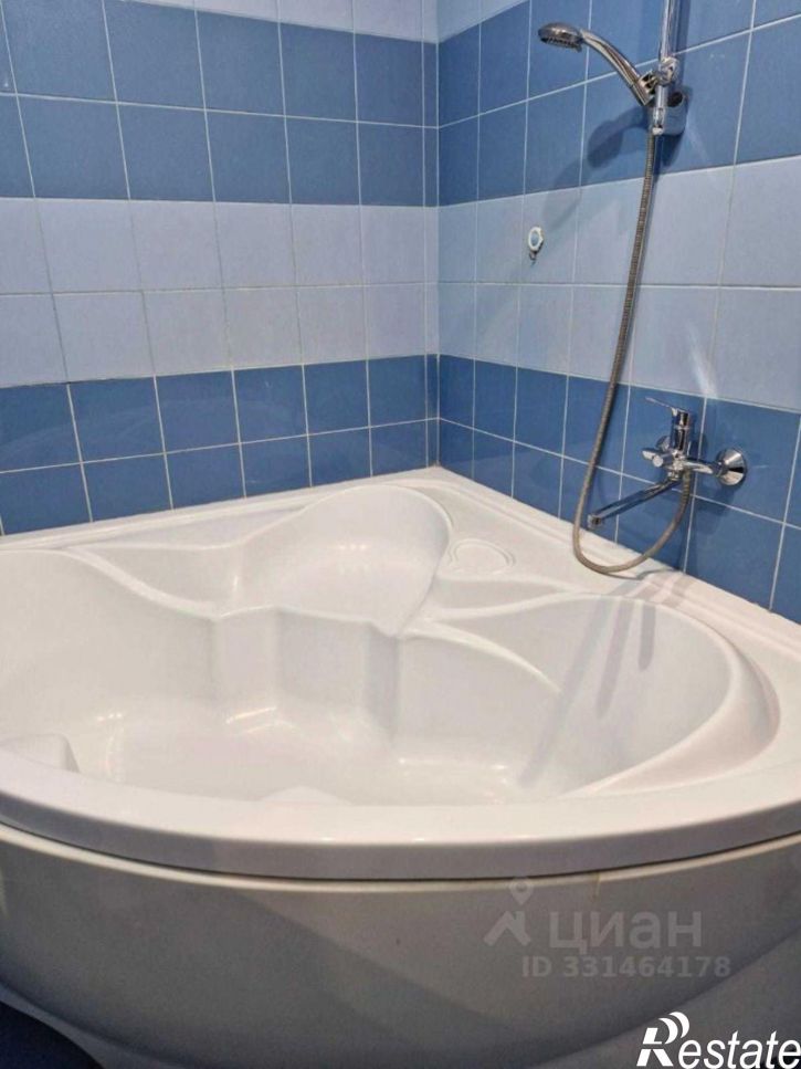 2-комн квартира Московский проспект, 98,  д. 98