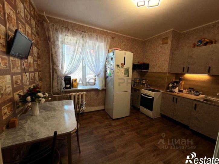 2-комн квартира улица Хользунова, 12,  д. 12
