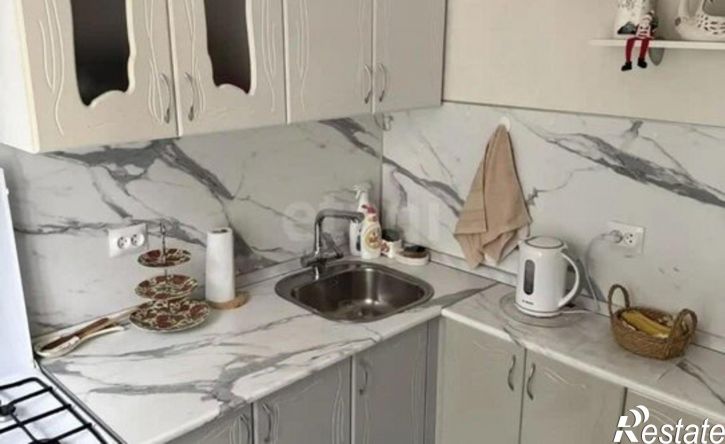 2-комн квартира улица Еремеева, 27,  д. 27