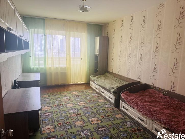 2-комн квартира улица 40 лет Октября, 8,  д. 8