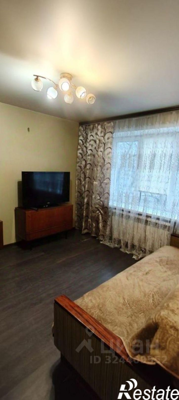 2-комн квартира бульвар Пионеров, 12,  д. 12