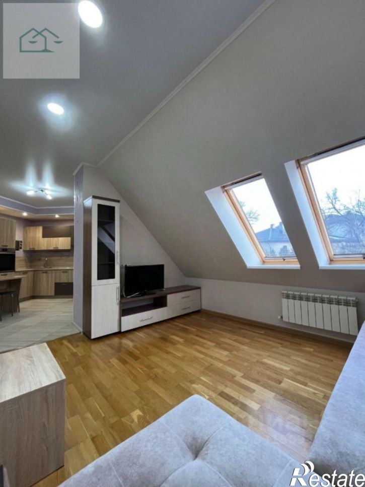 2-комн квартира ул Короленко, 5,  д. 5