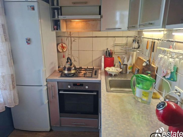 3-комн квартира ул Летчика Колесниченко, 42,  д. 42