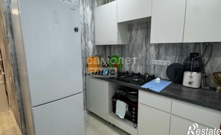 3-комн квартира б-р Пионеров, 20,  д. 20