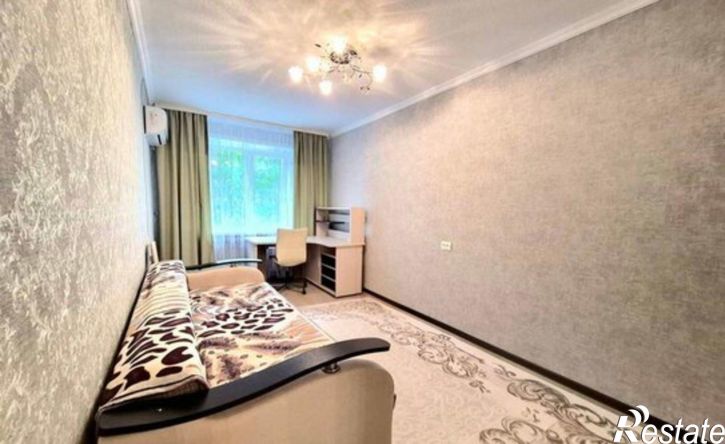 2-комн квартира ул Танеева, 12,  д. 12