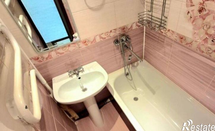 2-комн квартира ул Танеева, 12,  д. 12